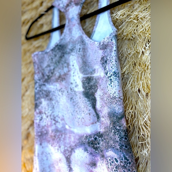 Lululemon💎PRISTINE💎Cool Racerback Tank VINTAGE🦄Sugar Crush Multi rainbow✨sz 4 - Picture 13 of 16